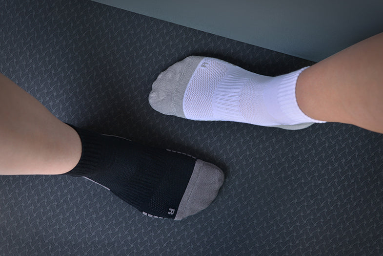 Quarter-Cut Athletic Socks - black