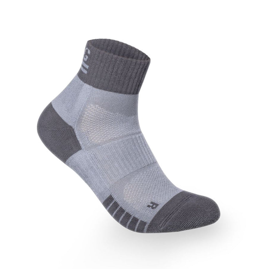 Quarter-Cut Athletic Socks - gray