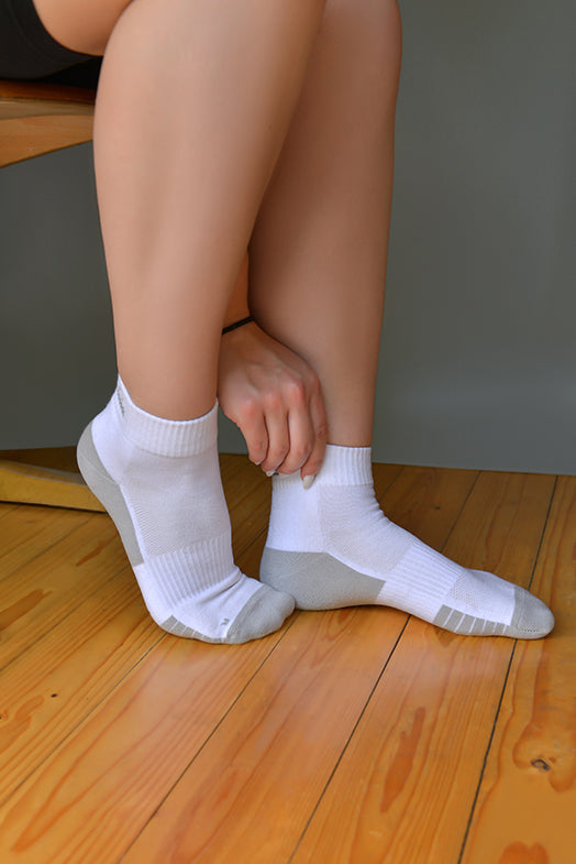 Quarter-Cut Athletic Socks - White -Compressed Cushion